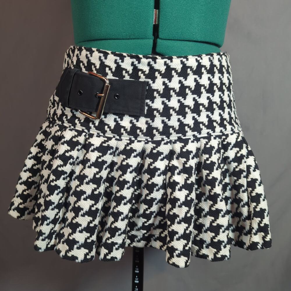 Super Low Fat Houndstooth Pleated Mini Skirt Y2K Preppy Buckle Black Cream